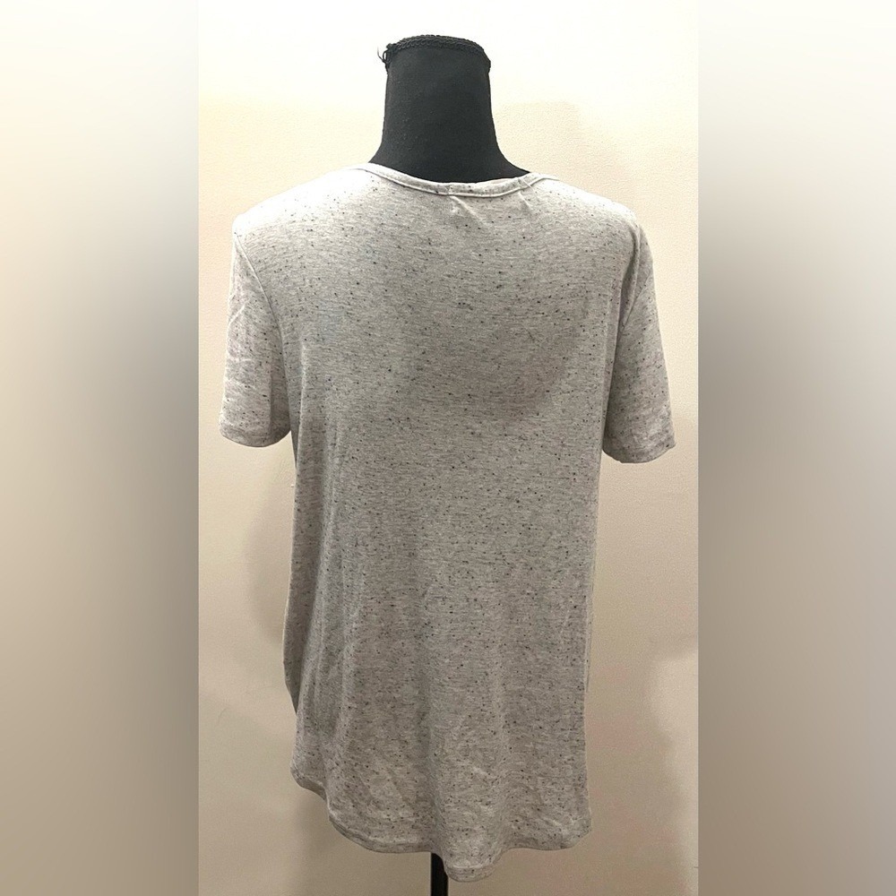 Sinuous- Heather‎ Gray V-Neck Women's Tee Size M - Picture 4 of 8